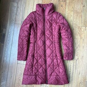 Patagonia Women's Low Sky Dark Red Long Jacket Size XS